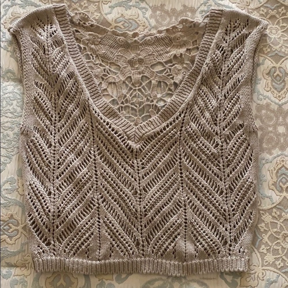Knit sleeveless top